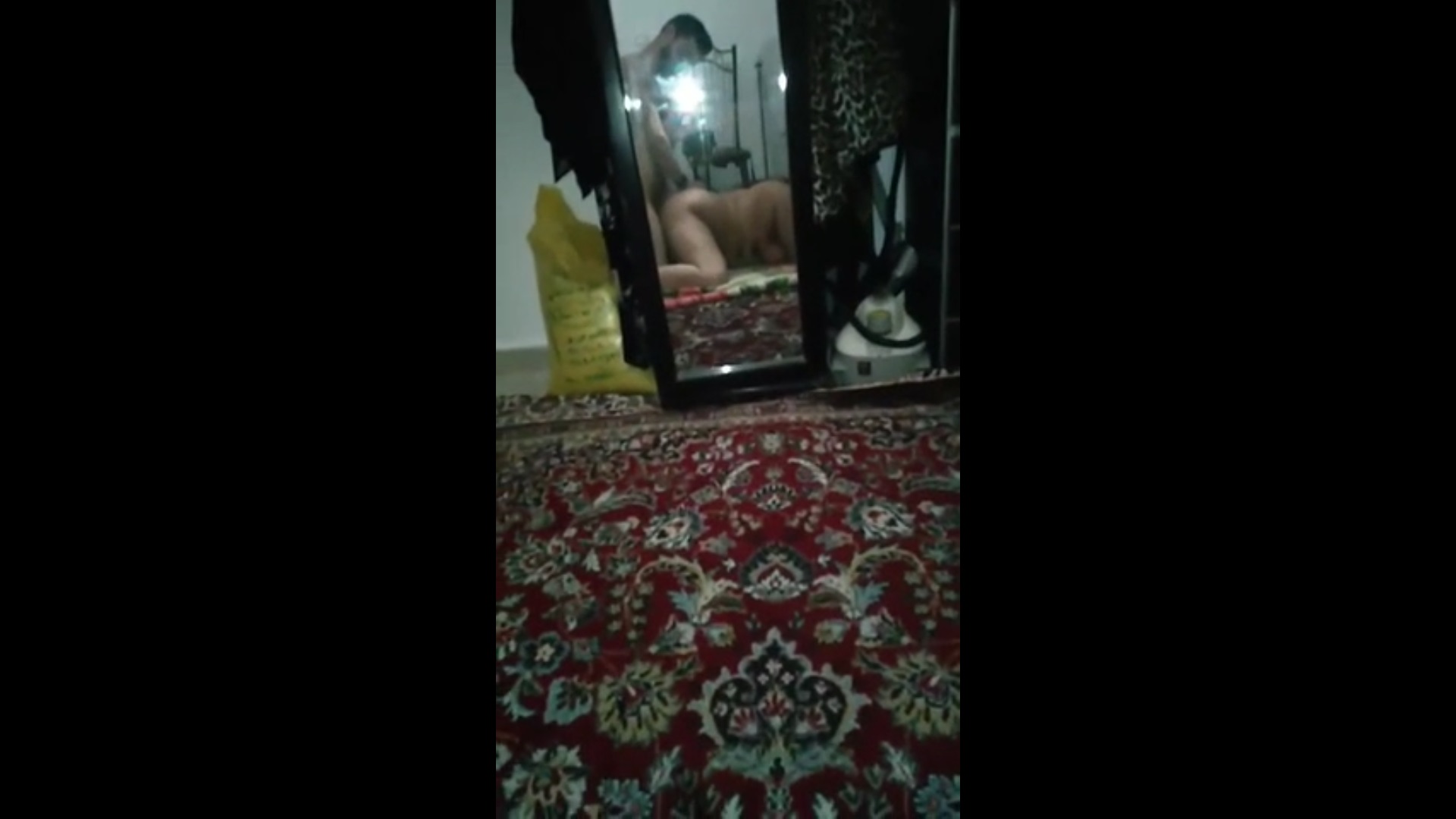 پسره رفته خونه زن شوهردار و باهاش سکس میکنه